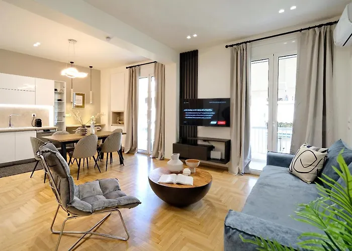 Athens Delight Apartment In Pagrati